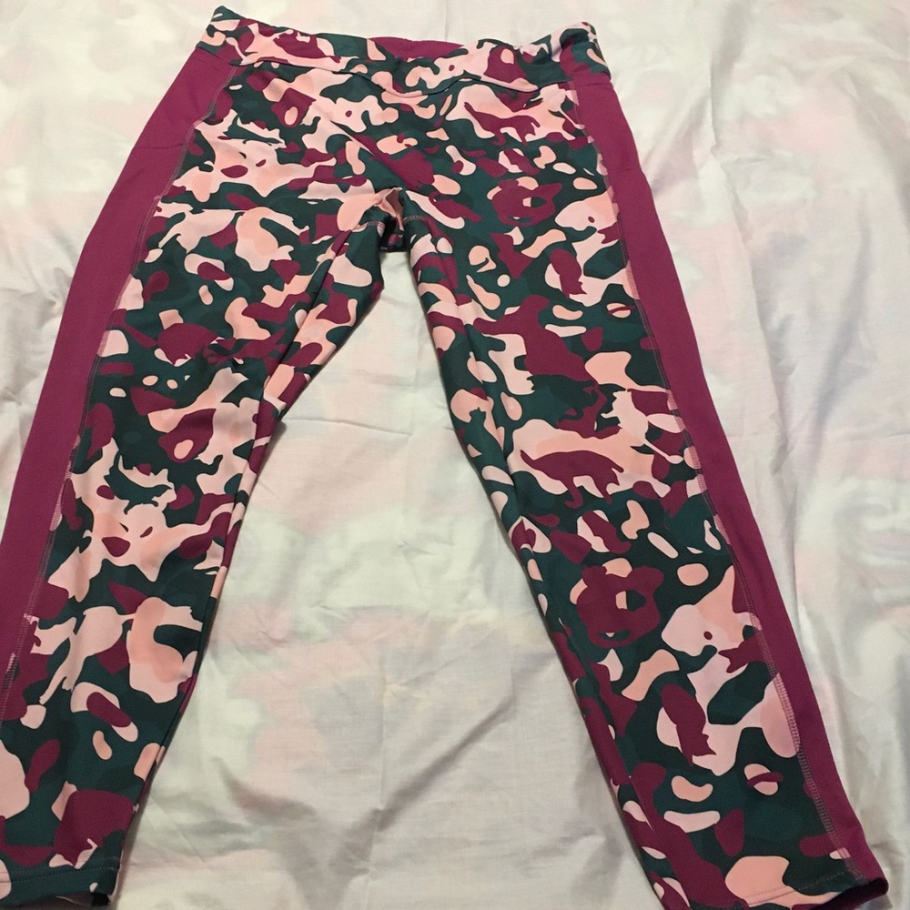 Blackmilk Pink & Magenta Camo workout Leggings